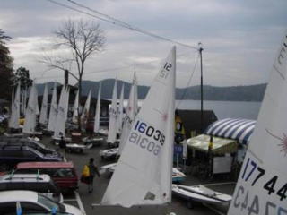 �ʐ^�P�F�h����Ζʂ�]�ނ̐}